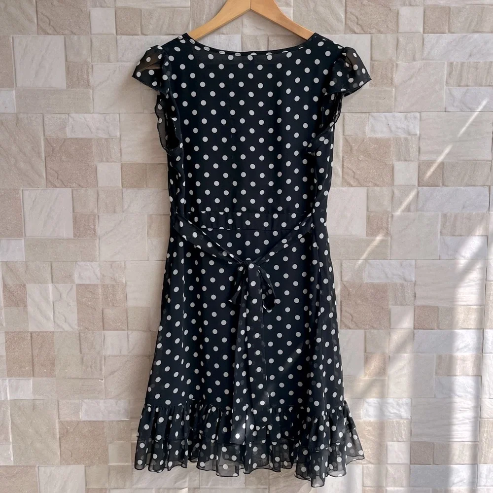 Polka dot frill dress with back tie up - Picture 2 of 4